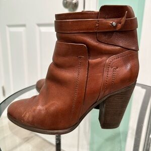 Vince Camuto boots